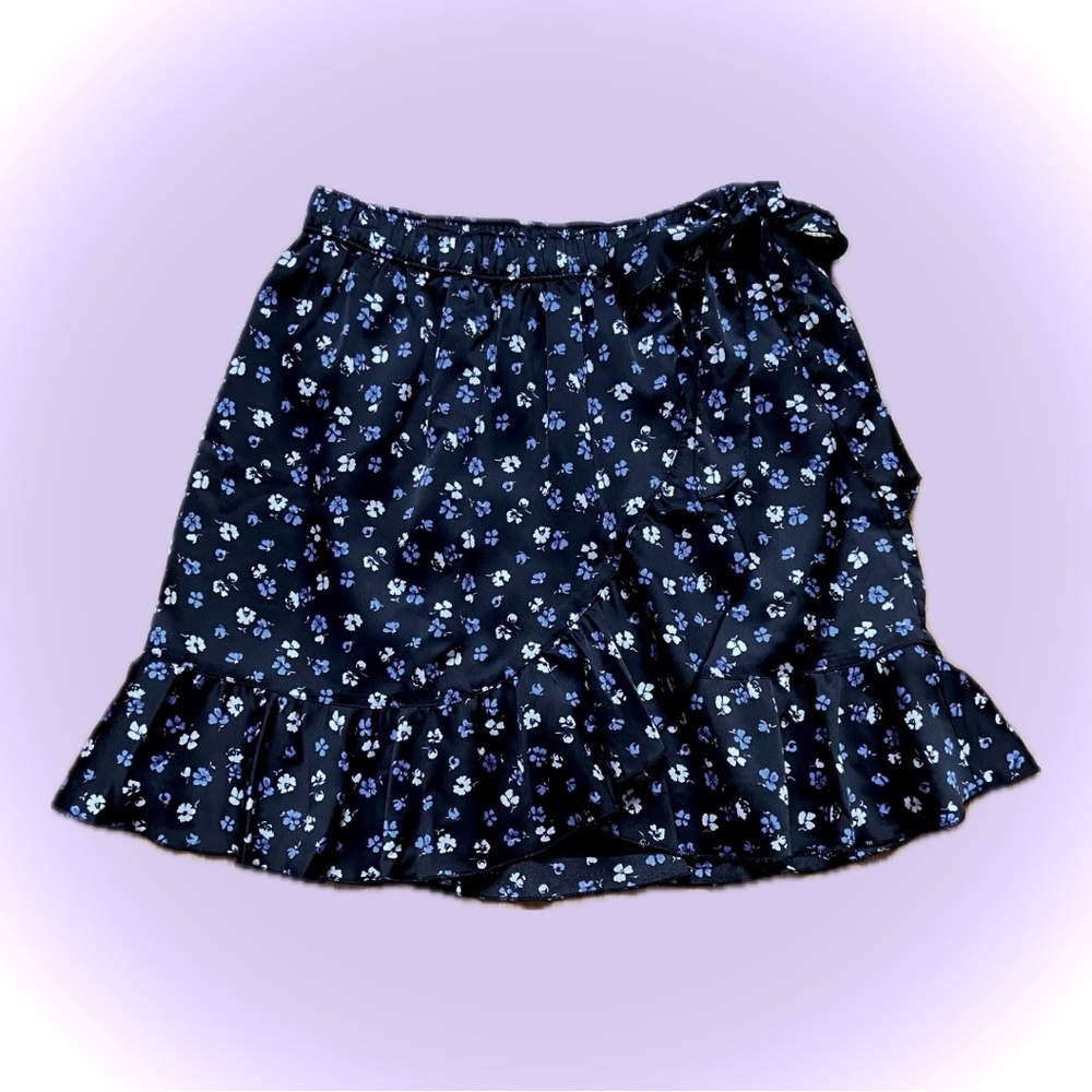 Abercrombie and Fitch black floral ruffle skirt
